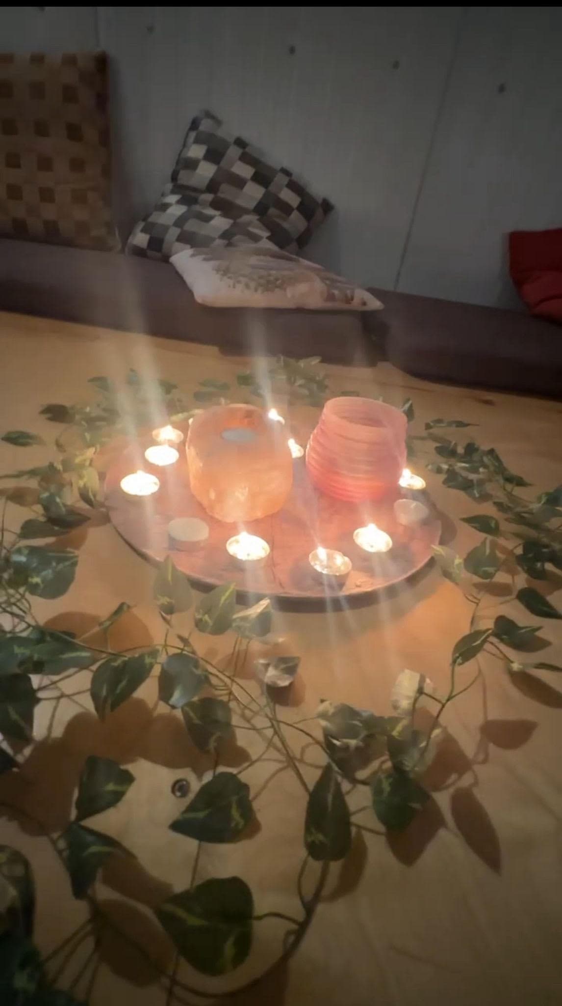 נרות ואווירה רוחנית - סגירת מעגל